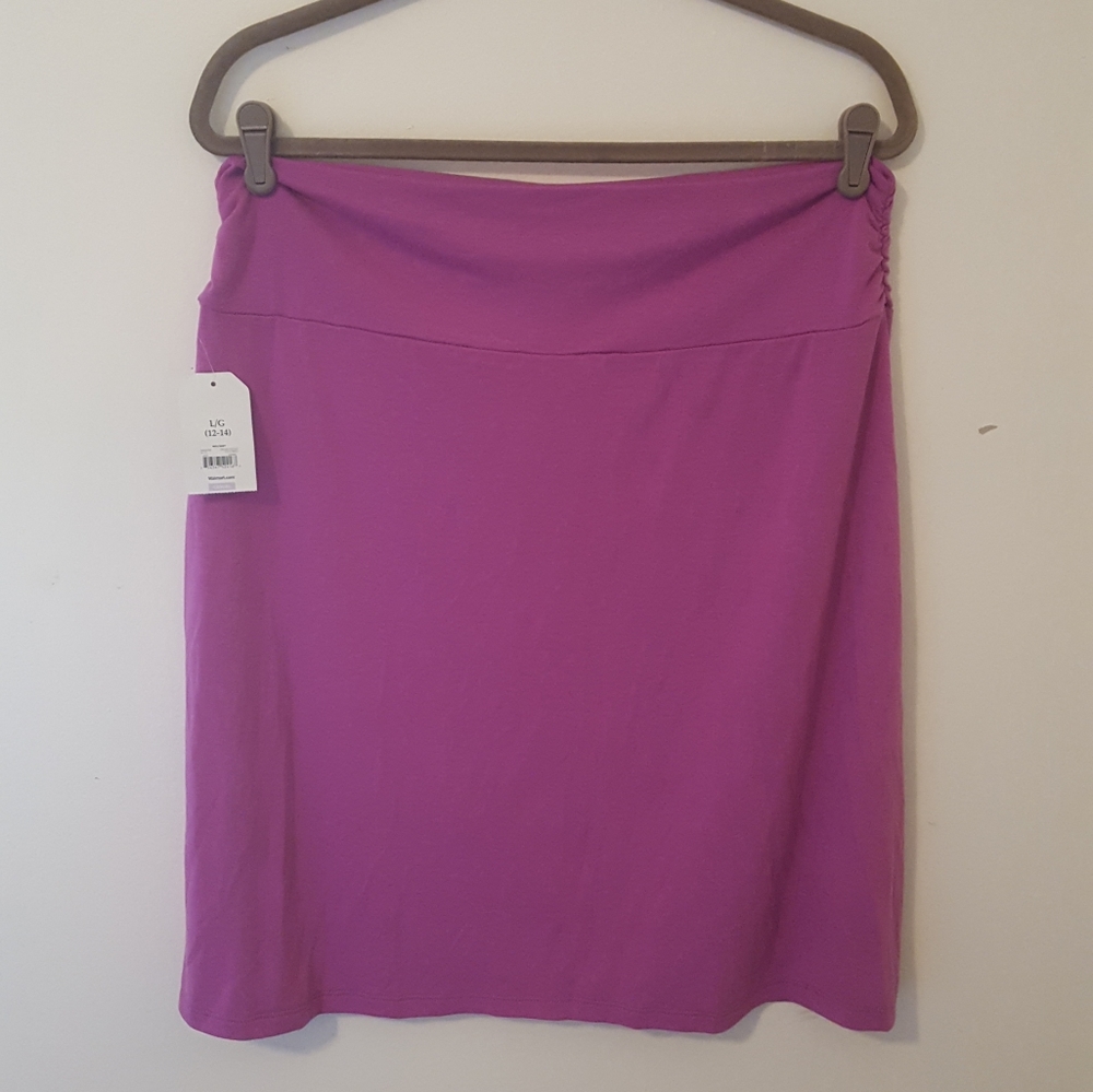 5/$25 Faded Glory midi skirt